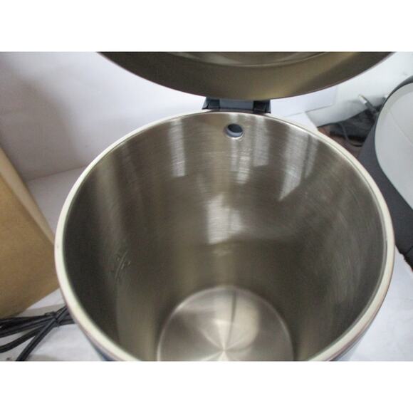 USED COOKTRON Quiet Double Wall Electric Kettle,BPA-Free,Auto Shut-Off,blue-1.7L - Picture 3 of 7